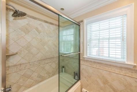 12 Maple Drive North Caldwell NJ 07006