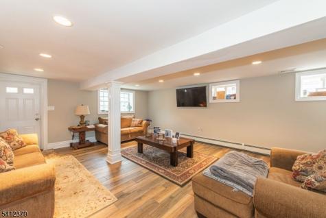12 Maple Drive North Caldwell NJ 07006