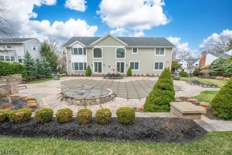12 Maple Drive North Caldwell NJ 07006