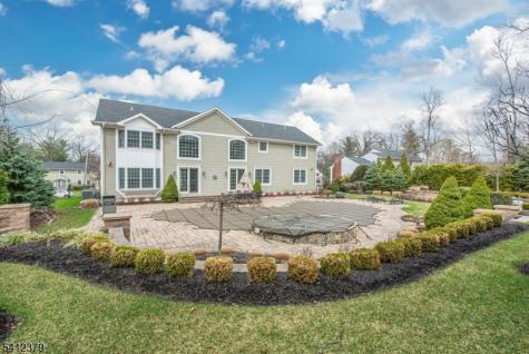 12 Maple Drive North Caldwell NJ 07006