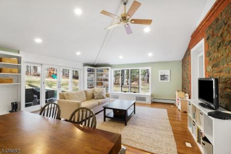 211 Mountainside Road Mendham NJ 07945