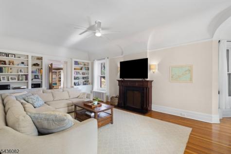 211 Mountainside Road Mendham NJ 07945