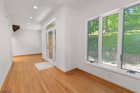 1204 Johnston Drive Watchung NJ 07069