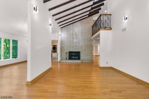 1204 Johnston Drive Watchung NJ 07069