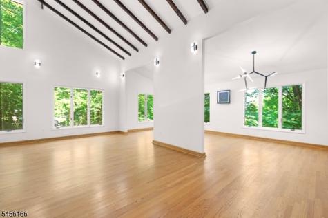 1204 Johnston Drive Watchung NJ 07069