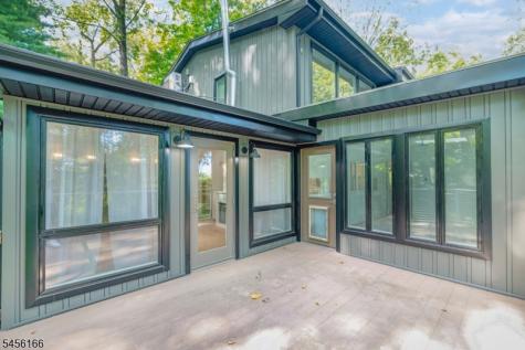 1204 Johnston Drive Watchung NJ 07069