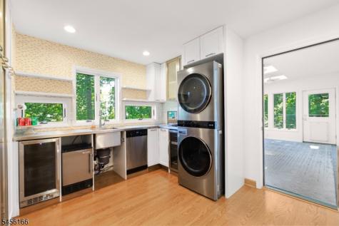 1204 Johnston Drive Watchung NJ 07069