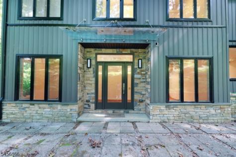 1204 Johnston Drive Watchung NJ 07069