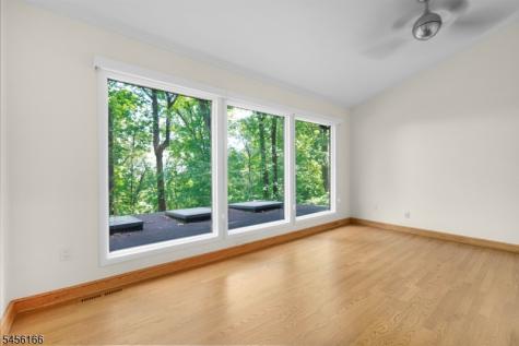 1204 Johnston Drive Watchung NJ 07069