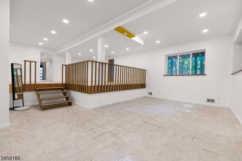 1204 Johnston Drive Watchung NJ 07069
