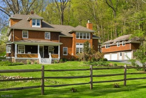12 Cold Springs Road Tewksbury NJ 07830
