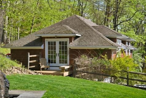 12 Cold Springs Road Tewksbury NJ 07830