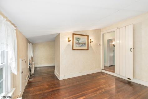 2 Bell Street Sparta NJ 07871