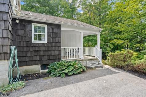 2 Bell Street Sparta NJ 07871
