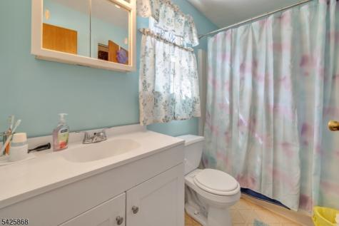 24 Camelot Drive Mount Olive NJ 07828