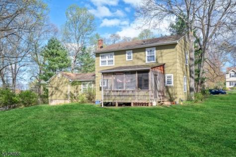 24 Camelot Drive Mount Olive NJ 07828