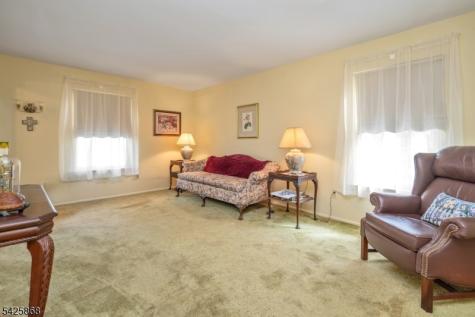 24 Camelot Drive Mount Olive NJ 07828