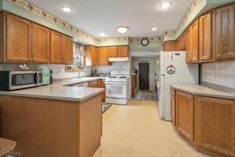 24 Camelot Drive Mount Olive NJ 07828