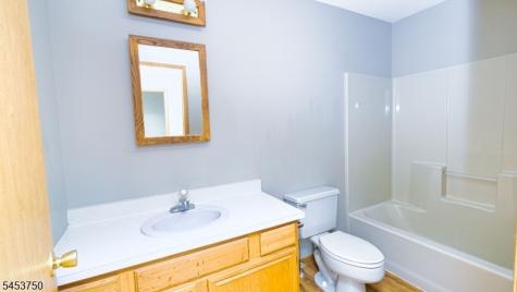 38 Dogwood Drive Newton NJ 07860
