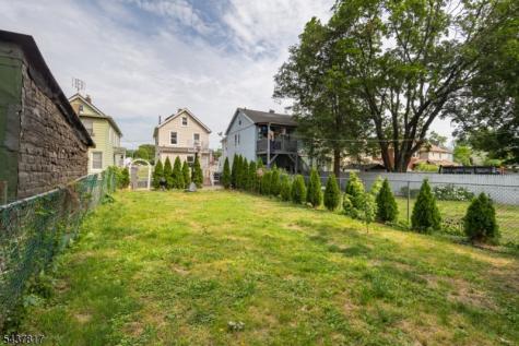754 Saint Marys Avenue Plainfield NJ 07062