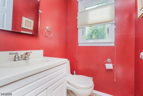 9 Braddock Street East Brunswick NJ 08816