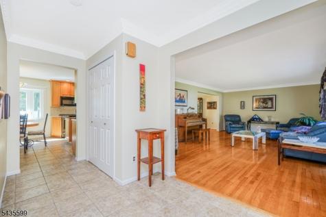 9 Braddock Street East Brunswick NJ 08816