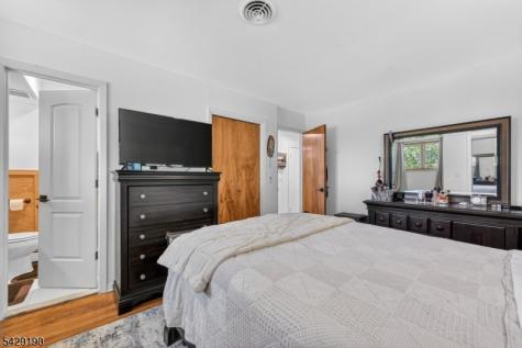 886 Old Chester Gladstone Chester NJ 07931
