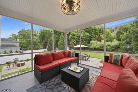 50 2ND Street Park Ridge NJ 07656