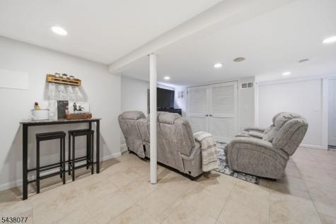 50 2ND Street Park Ridge NJ 07656