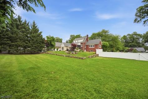 50 2ND Street Park Ridge NJ 07656
