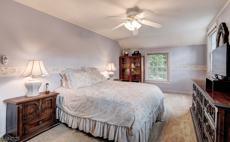 52 Crescent Road Livingston NJ 07039