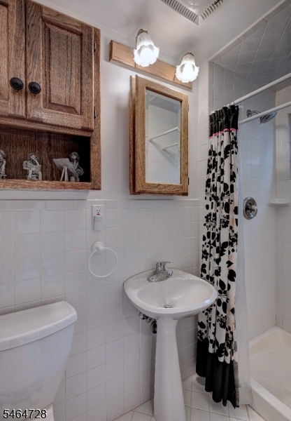 52 Crescent Road Livingston NJ 07039