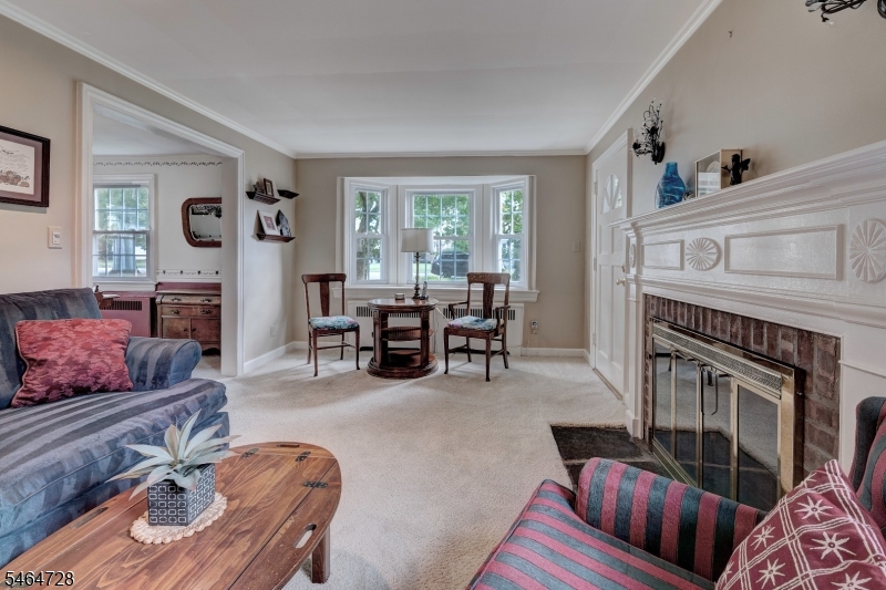 52 Crescent Road Livingston NJ 07039