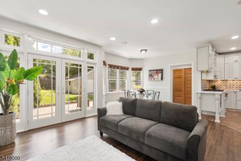 13 Glenview Road North Caldwell NJ 07006