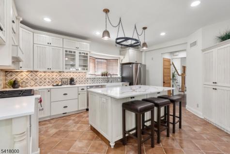13 Glenview Road North Caldwell NJ 07006