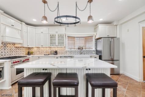 13 Glenview Road North Caldwell NJ 07006