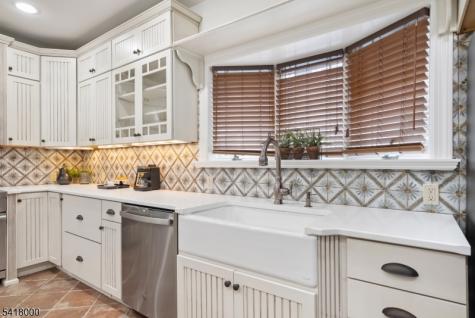 13 Glenview Road North Caldwell NJ 07006