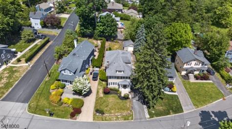 13 Glenview Road North Caldwell NJ 07006