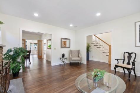 13 Glenview Road North Caldwell NJ 07006