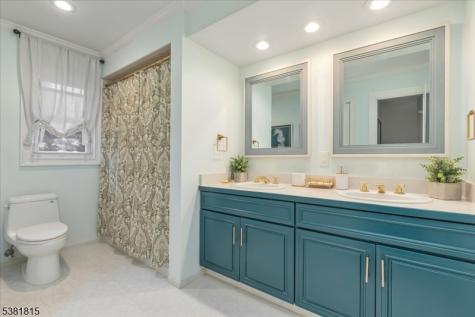 26 Crest Drive Berkeley Heights NJ 07974