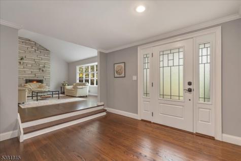 26 Crest Drive Berkeley Heights NJ 07974