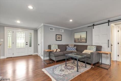 26 Crest Drive Berkeley Heights NJ 07974