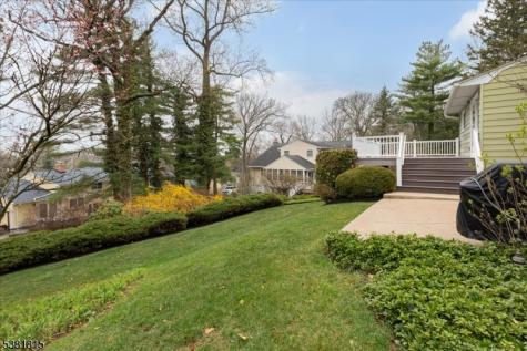 26 Crest Drive Berkeley Heights NJ 07974