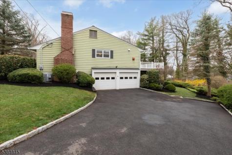 26 Crest Drive Berkeley Heights NJ 07974