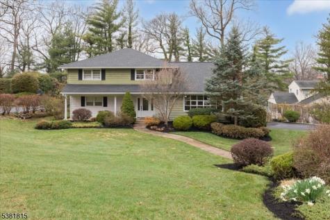 26 Crest Drive Berkeley Heights NJ 07974