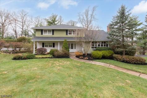 26 Crest Drive Berkeley Heights NJ 07974