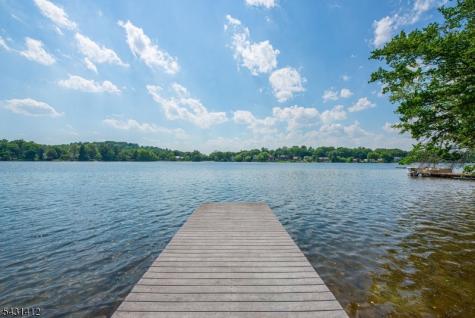 174 Pines Lake Drive E Wayne NJ 07470