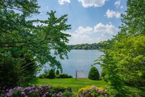 174 Pines Lake Drive E Wayne NJ 07470
