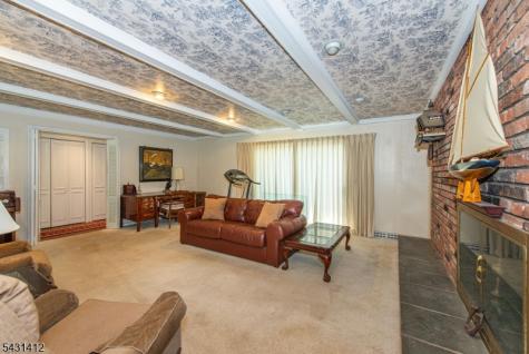174 Pines Lake Drive E Wayne NJ 07470
