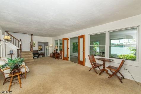 174 Pines Lake Drive E Wayne NJ 07470